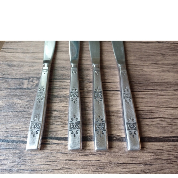 Oneida Profile Orlando Stainless Steel Flatware Knives 9-1/4" Cutlery Set of 4 - Picture 3 of 6